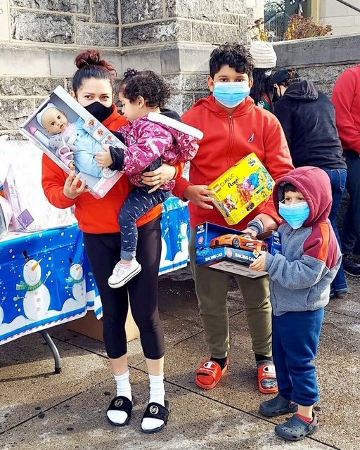 Christmas 2020 Toy Giveaway — photo 16