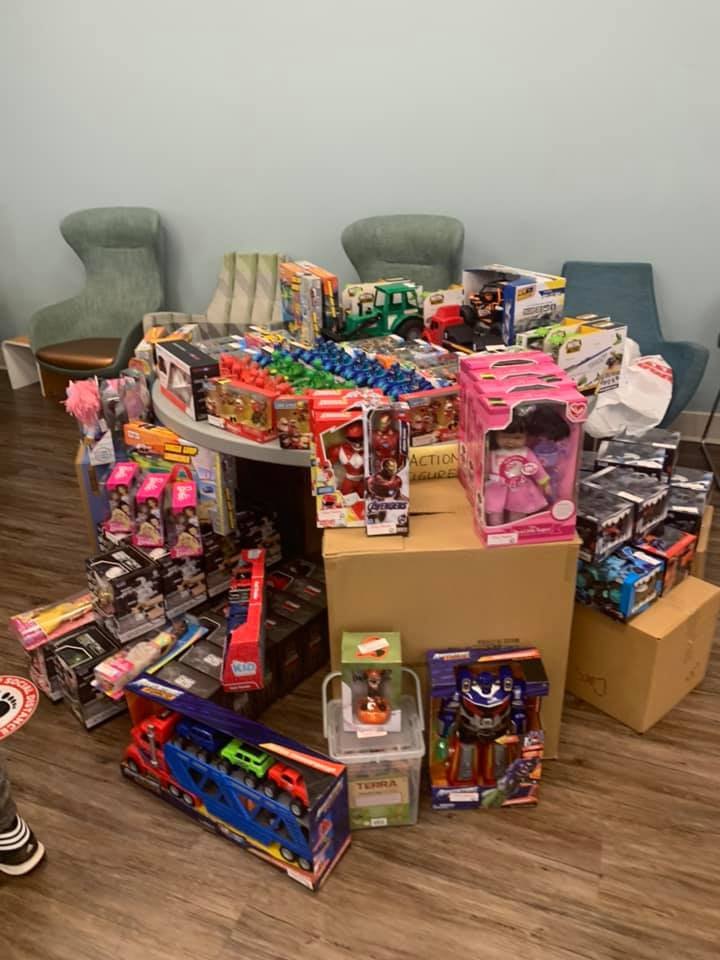 Christmas 2020 Toy Giveaway — photo 1